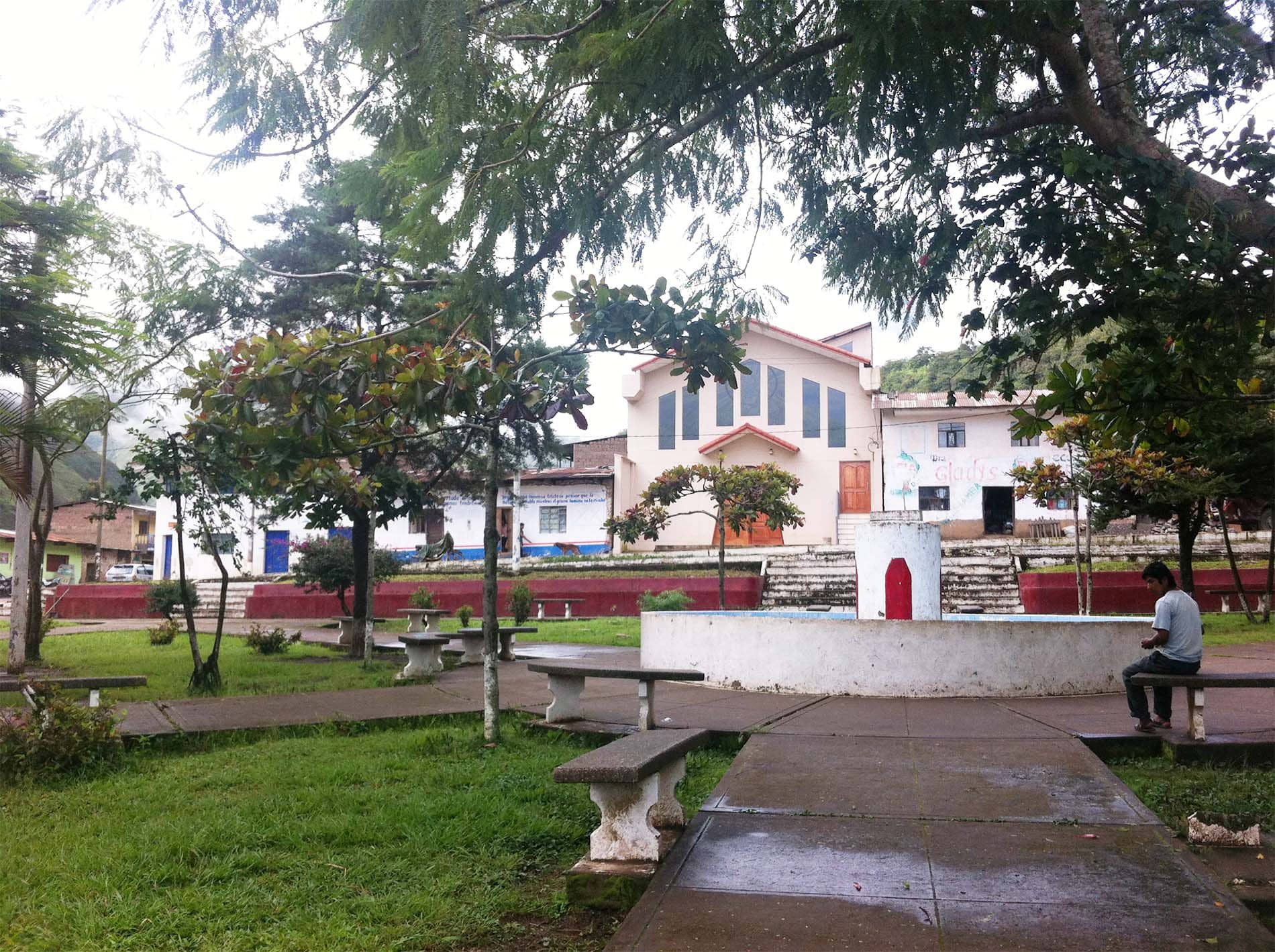 AV_Plaza Ocobamba actual (2)